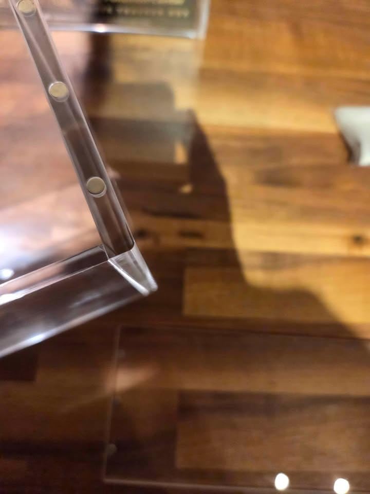 Acrylic Display Case 4 Pack Z502
