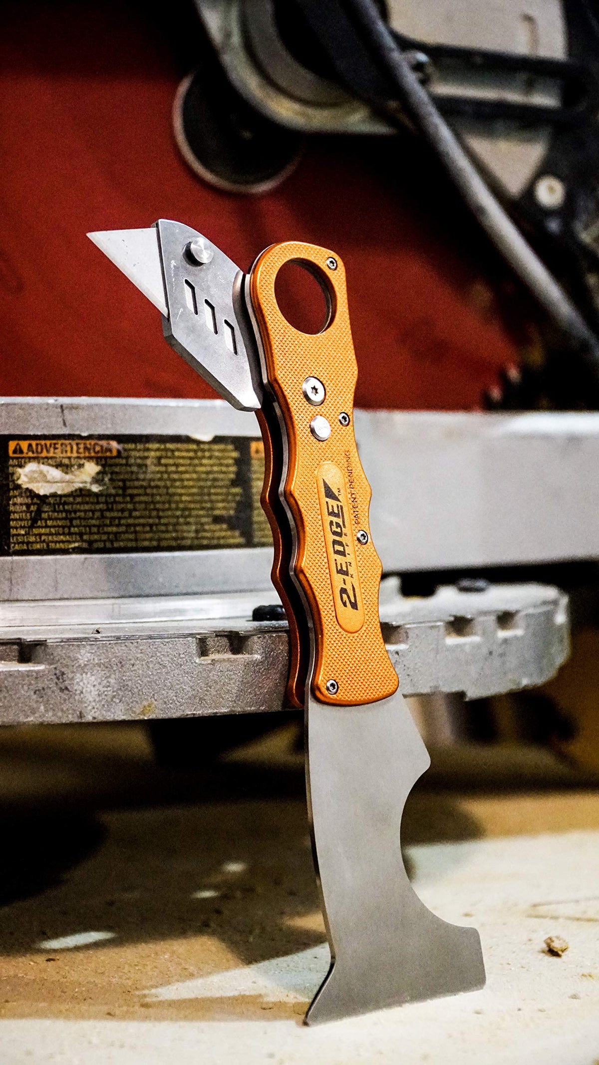 Foldable Utility Putty Knife with Aluminum Handle and Safety Lock N91163